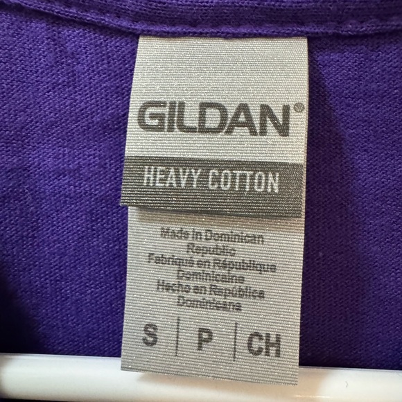 Gildan Mens T-Shirt size S - Picture 2 of 3